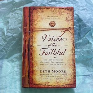 Beth Moore - Voices of the Faithful